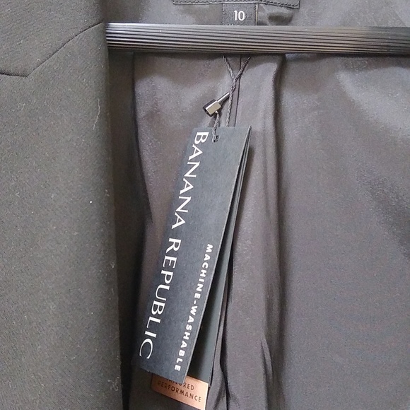 NWT, Banana Republic Black Blazer - Picture 5 of 7